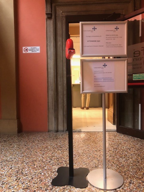 Entrata Poliambulatorio Bologna via Zamboni