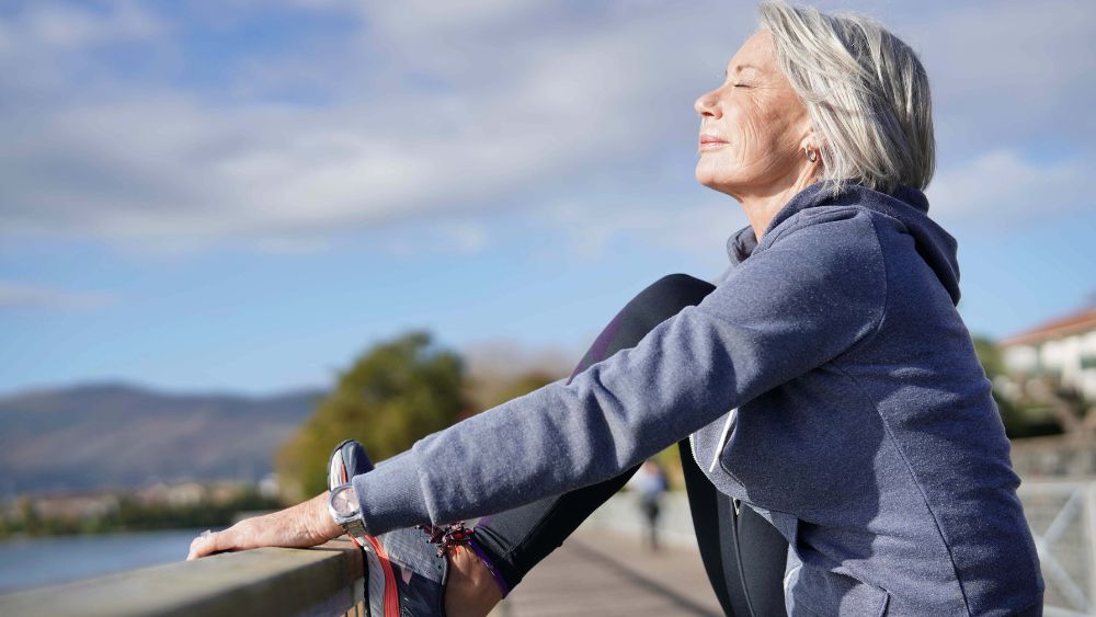 Donna in un momento di relax - Medicina della Longevità