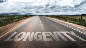 Stile di vita sano e consigli per un invecchiamento attivo - programma Longevity